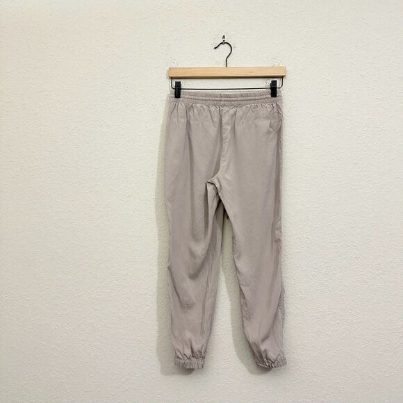 BELLA DAHL Tencel Lyocell Drawstring Tapered Pants in Taupe - Picture 5 of 12